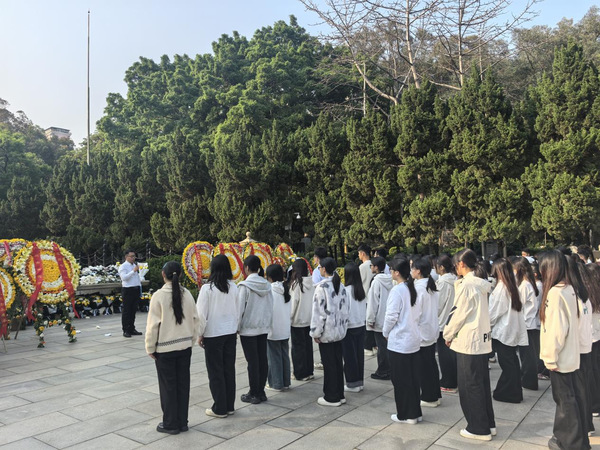 7a977dee-77ce-4e06-8b4f-7ccf19374b31