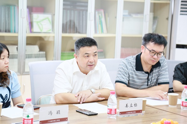 94dae364-6c89-455e-86e5-cb51246d3501