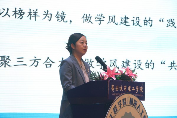 e28ad029-b591-4948-ba6d-d4c9a547a858