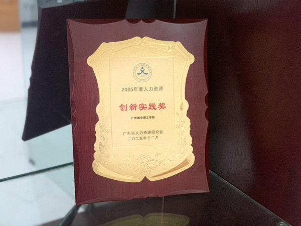 d1fb0817-a6de-48cb-8d9f-41cdd8966f61