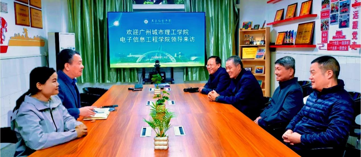 94e130aa-dcbb-4e4f-84d5-b5c9c7c322d2