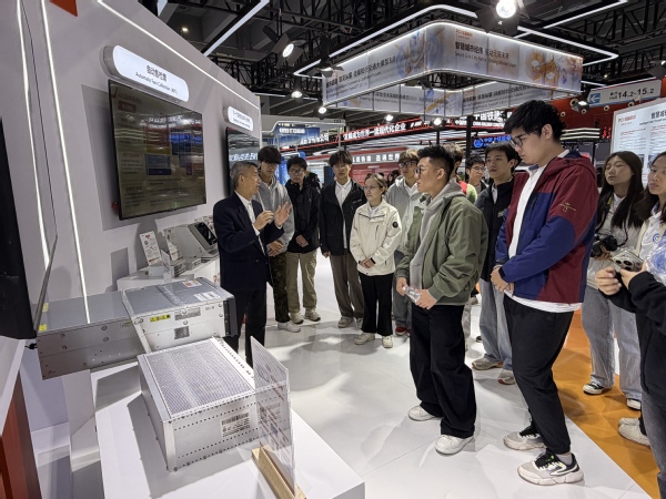 2aefc948-e991-4e43-a256-de230d87e33f