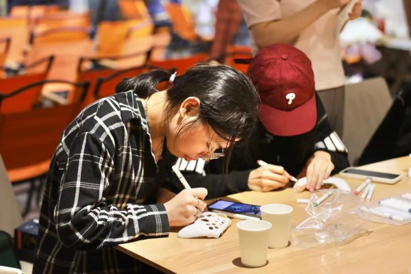 6594213d-1815-404c-9037-354b3889134a