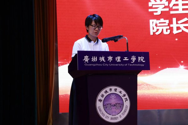 d8c36bc9-a897-4337-9f94-52c6d7b35142