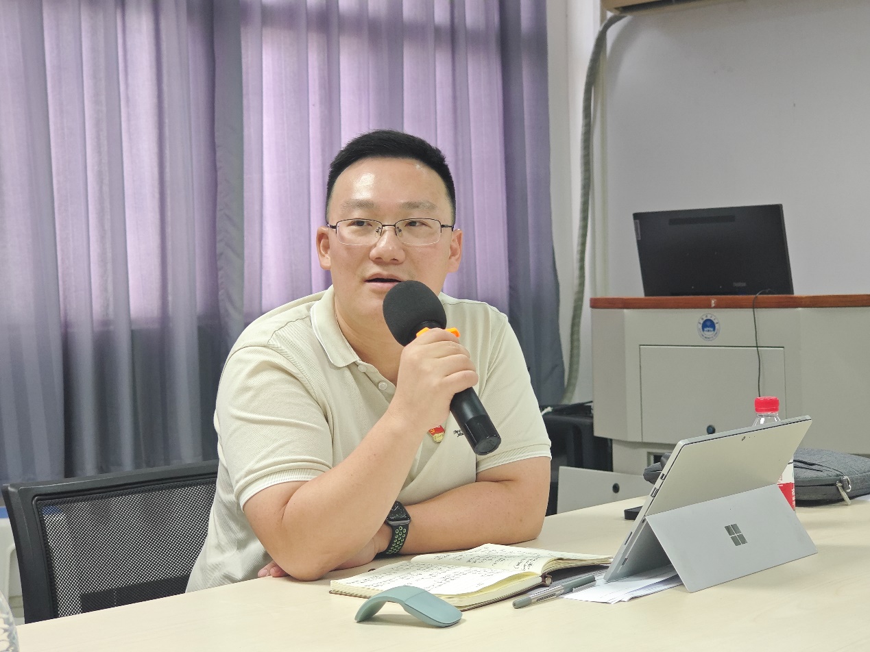 e40cbfeb-24c3-4cdf-9c1d-4cbd908167aa e40cbfeb-24c3-4cdf-9c1d-4cbd908167aa