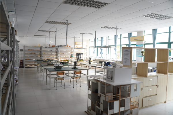 5cfeb819-593b-4fac-aef8-e68f7e14274a