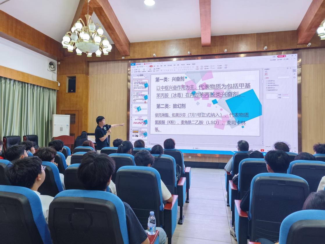 cd7973a1-7f72-411a-8064-d9ebf51351f4 cd7973a1-7f72-411a-8064-d9ebf51351f4