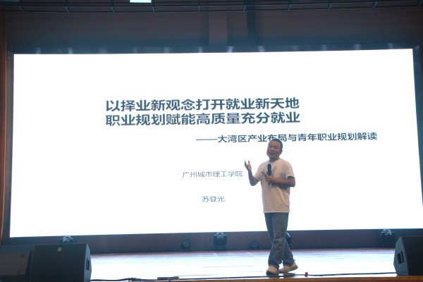 a06eb096-f6b2-4f5d-a4a2-a2aa9976fcdf a06eb096-f6b2-4f5d-a4a2-a2aa9976fcdf