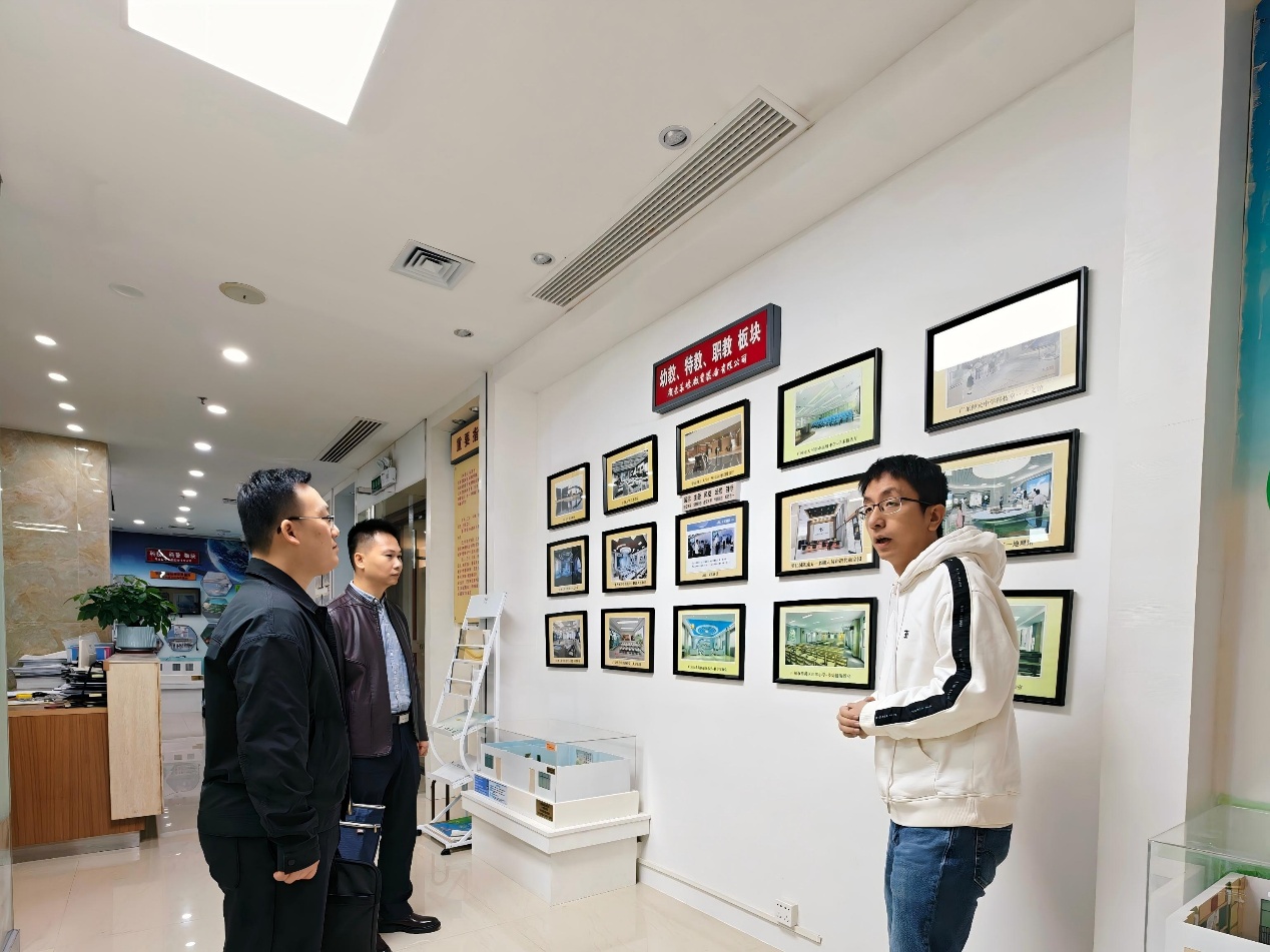 f9b384c7-0989-4977-8e8e-5de8eb70d5ac