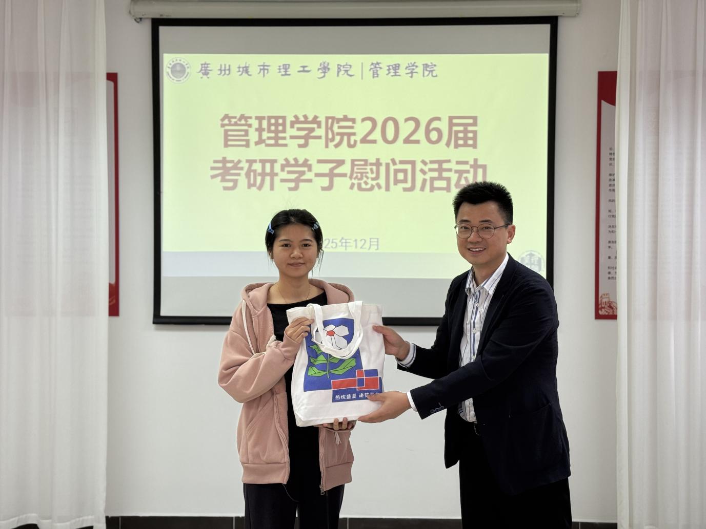 dda54ed7-d6ac-457c-85ad-d926de2d4424 dda54ed7-d6ac-457c-85ad-d926de2d4424