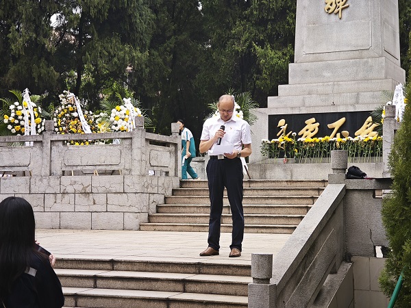 2bbdee24-458c-411f-b8d2-553517b65b5a