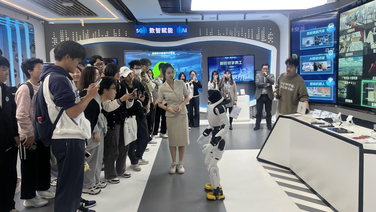 3ed39ec1-5334-4d3c-b24a-080377a52a24