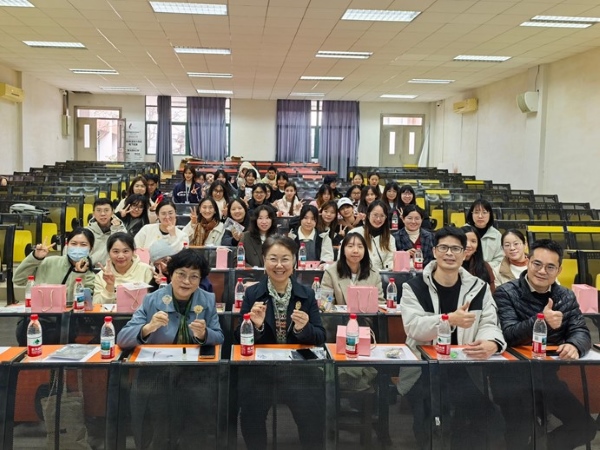 7d133a49-b91b-4a5d-8bf6-97bbd6b08e3d 7d133a49-b91b-4a5d-8bf6-97bbd6b08e3d