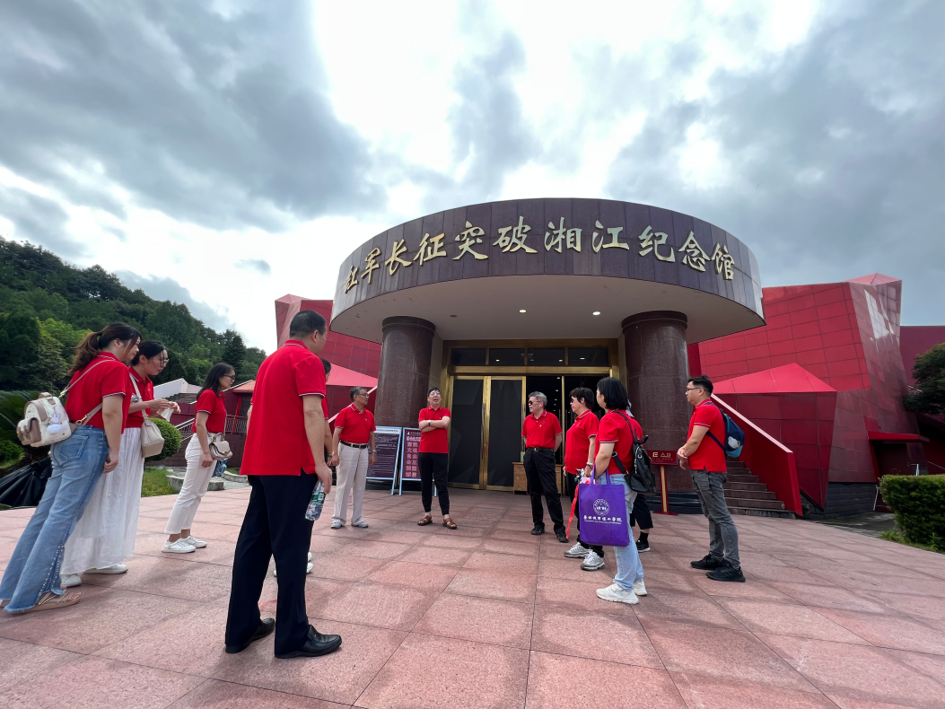 90eceded-f887-4762-a4db-f18e877d467f