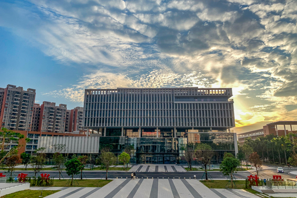 5827cf9e-9f30-418d-9730-68caf2fc9689