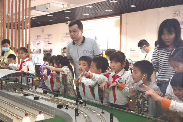 1bc79015-4400-417d-81c9-9f1418f03323 1bc79015-4400-417d-81c9-9f1418f03323