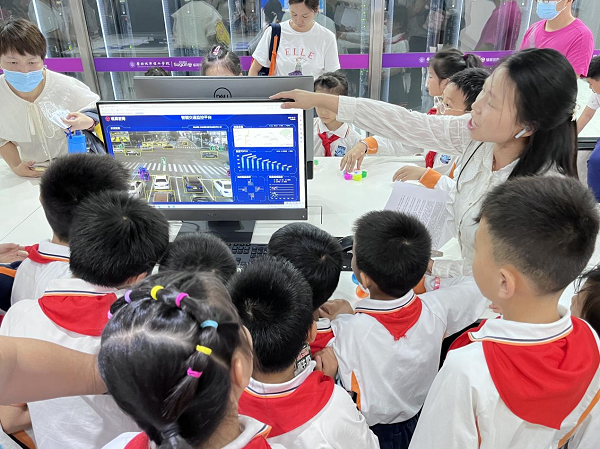 e343e697-f813-4b69-a6b6-0de4ad844014 e343e697-f813-4b69-a6b6-0de4ad844014