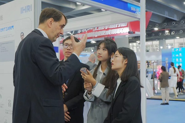 26115cc6-e7bb-4ac8-879e-edcddb051a1a 26115cc6-e7bb-4ac8-879e-edcddb051a1a