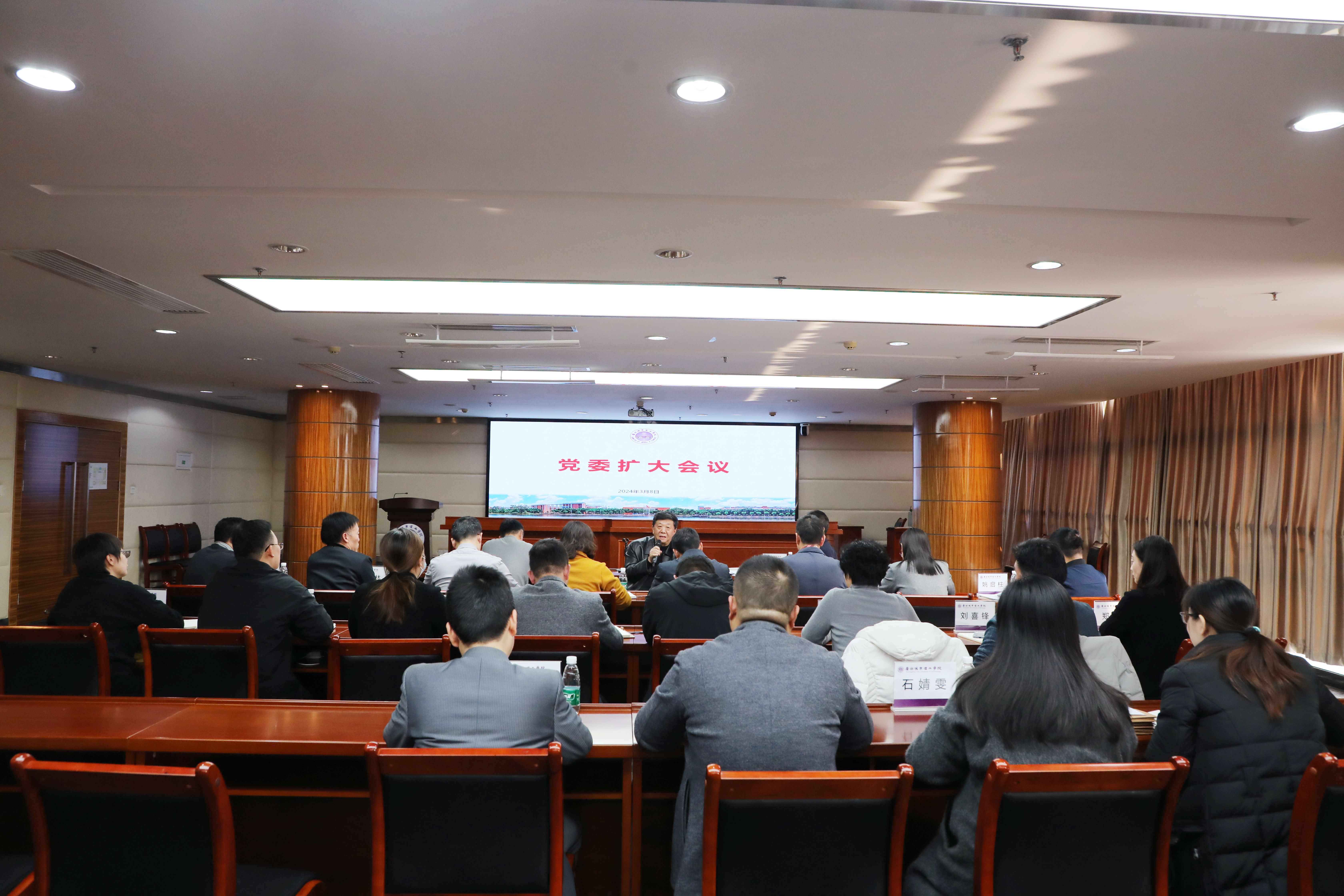 bb33f366-4e8d-49cc-b0ff-f8b60b89da8b