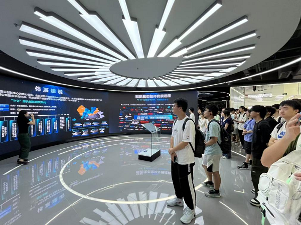 1e3230fd-b54c-4a12-86b0-f1df3c81cd0b