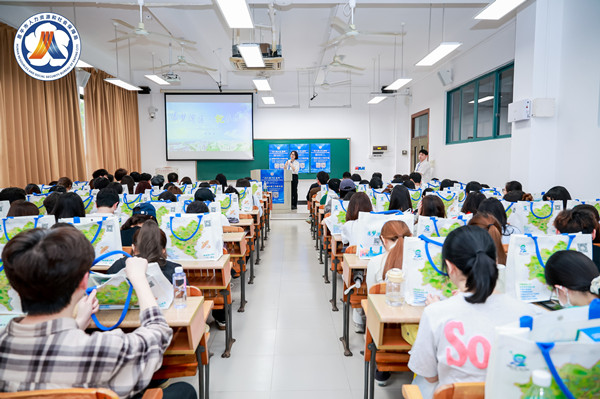 e05bf1af-0340-4564-b54f-23b9a374db43