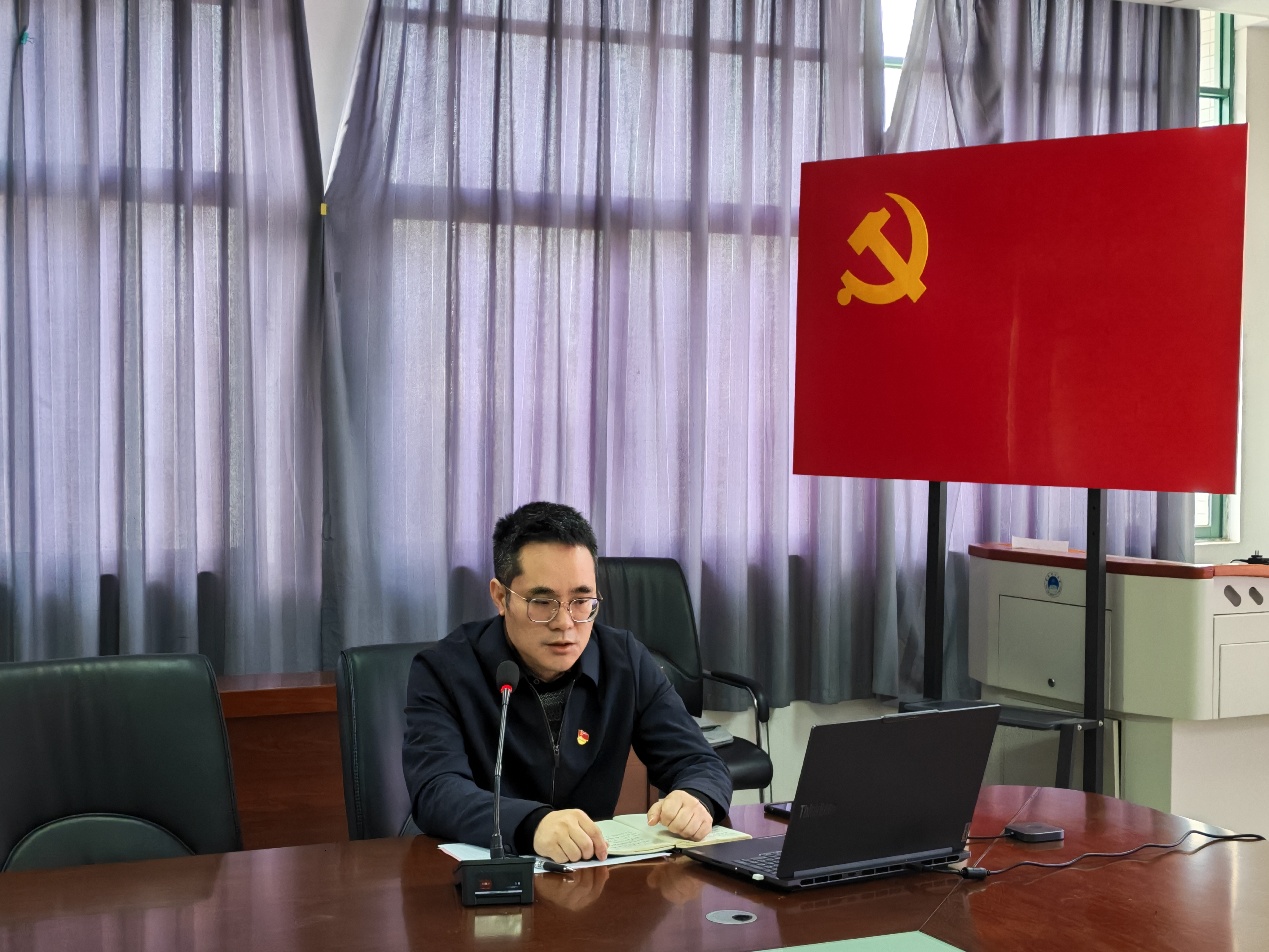 e718d018-cc8e-4cf5-98c2-a750cd7c10b7