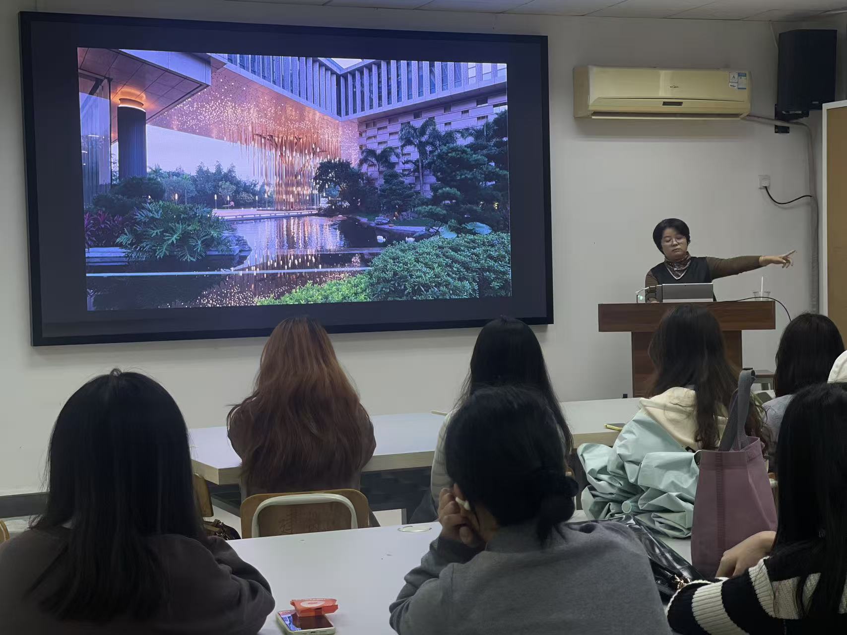 d07811fd-6779-4c53-85c0-f774f9066ca0 d07811fd-6779-4c53-85c0-f774f9066ca0