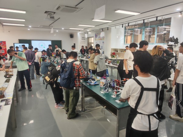 9a6bbc5d-7098-4385-83ca-1d1bae68a822