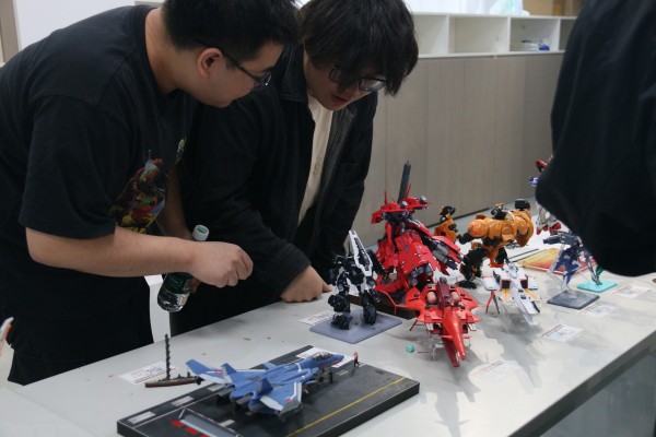 a303ecf0-f56e-499e-b77f-da42efe5bffd