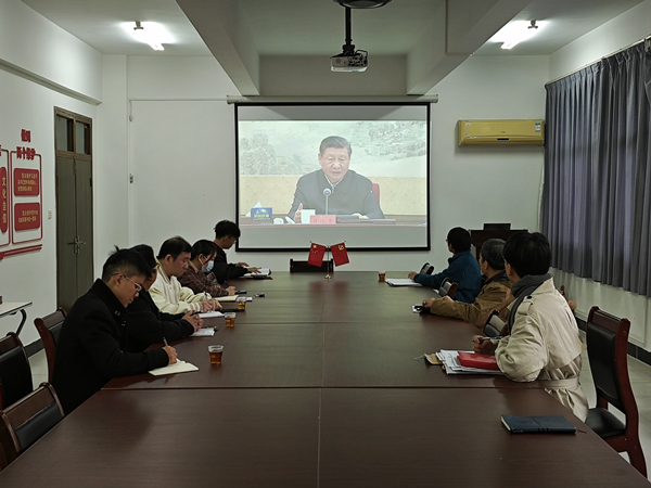 62e4ea09-7ac2-45f7-8a6b-ce3f8ca599e7